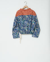 Load image into Gallery viewer, Floral combo smock top