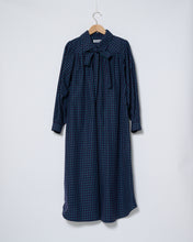 Load image into Gallery viewer, Blue windowpane smock dress