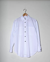 Load image into Gallery viewer, Big pocket shirt in white poplin