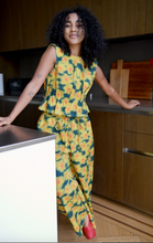 Load image into Gallery viewer, Daffodil cropped top