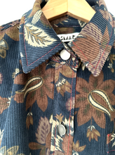 Load image into Gallery viewer, Floral paisley shirt jacket