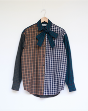 Load image into Gallery viewer, Plaid poplins shirt with tie