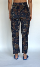 Load image into Gallery viewer, Floral paisley cord pintuck trousers