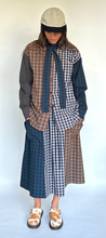 Load image into Gallery viewer, Plaid poplins shirt with tie