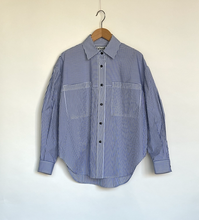 Load image into Gallery viewer, thin stripe shirt