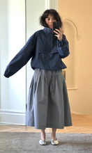 Load image into Gallery viewer, Check taffeta pleated skirt