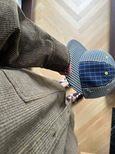 Load image into Gallery viewer, Corduroy pintuck pants
