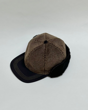 Load image into Gallery viewer, Corduroy sherpa cap
