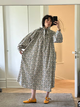 Load image into Gallery viewer, Floral Liberty tana lawn smock dress
