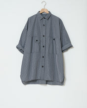 Load image into Gallery viewer, Check taffeta smock shirtdress
