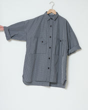 Load image into Gallery viewer, Check taffeta smock shirtdress
