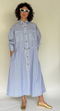 Load image into Gallery viewer, thin stripe big pocket shirtdress
