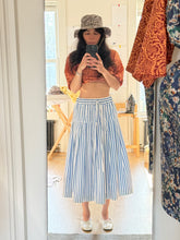 Load image into Gallery viewer, Stripe poplin pleated skirt
