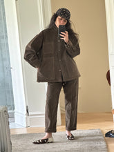 Load image into Gallery viewer, Corduroy shirt jacket
