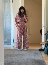 Load image into Gallery viewer, Red Liberty floral big pocket shirt
