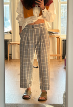 Load image into Gallery viewer, AW23 plaid pleated trousers
