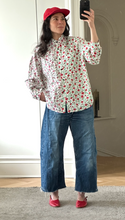 Load image into Gallery viewer, Rose Liberty shirt in pink and red

