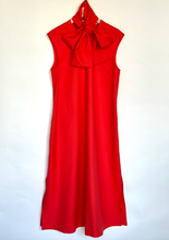 Load image into Gallery viewer, oxford dress with sash
