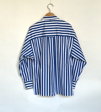 Load image into Gallery viewer, stripe shirt with tie
