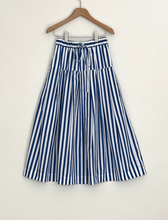 Load image into Gallery viewer, stripe poplin pleated skirt
