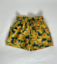 Load image into Gallery viewer, Daffodil shorts
