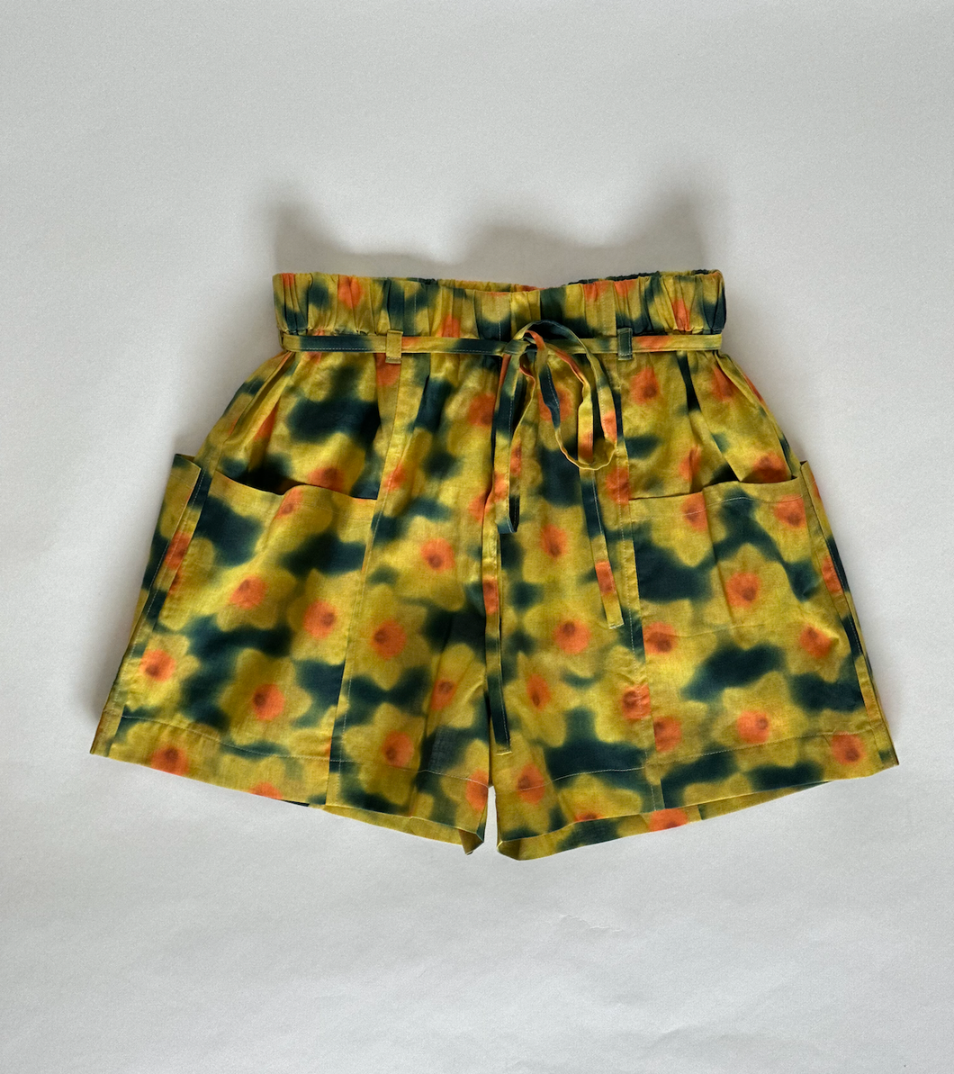 Daffodil shorts