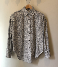 Load image into Gallery viewer, Betsy Belle Liberty poplin shirt
