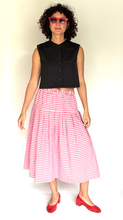 Load image into Gallery viewer, Gingham pleated skirt
