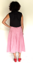 Load image into Gallery viewer, Gingham pleated skirt
