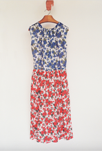 Load image into Gallery viewer, Rose print sleeveless dress
