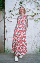 Load image into Gallery viewer, Rose print sleeveless dress

