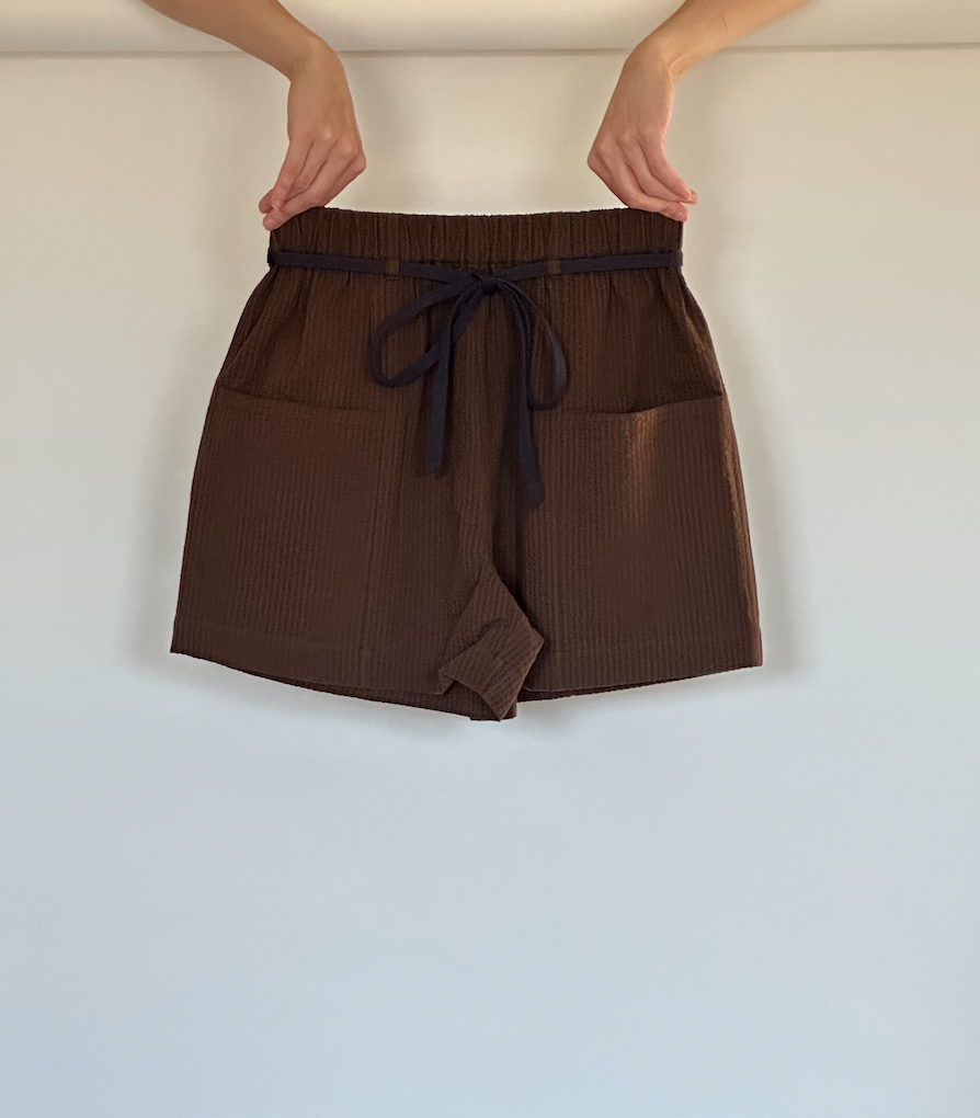 Summer weight seersucker shorts with tie brown